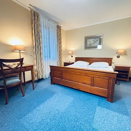 Hotel Opera-3